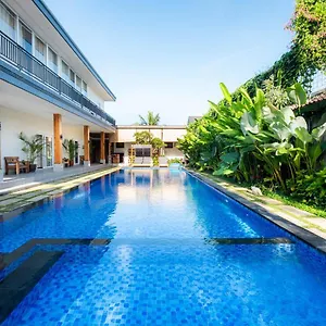  Hotel Kubu Kirana By Supala
